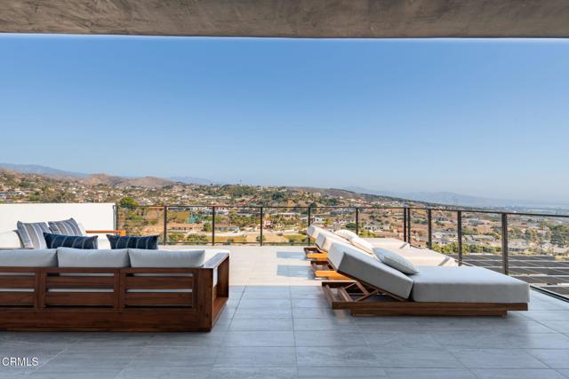 Detail Gallery Image 13 of 21 For 708 Skyview Ter, Ventura,  CA 93003 - 4 Beds | 2/1 Baths