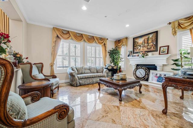 6013 Kingsmill Ter, Dublin CA: https://media.crmls.org/mediaz/35349855-ac2a-4d32-8a23-f45ef4257056.jpg