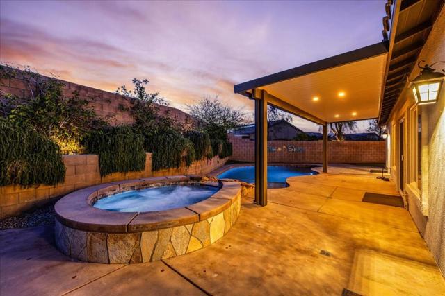 1121 Palmas, Palm Springs CA: https://media.crmls.org/mediaz/3535f902-1df4-4a35-8449-692791b4c777.jpg