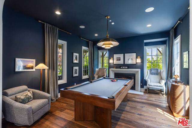2052 Shadow Creek Drive, Agoura Hills CA: https://media.crmls.org/mediaz/353648d6-0a4d-432a-b6b7-fb5d25b94fa5.jpg