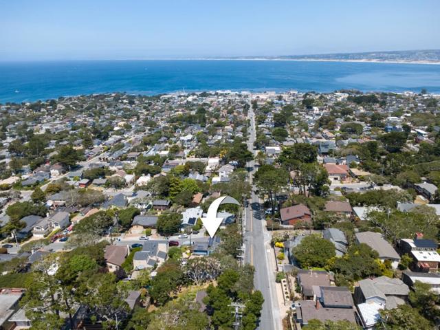 705 Grace Street, Monterey CA: https://media.crmls.org/mediaz/3536ceef-8b2c-4d8a-882b-9fd224e77b4b.jpg