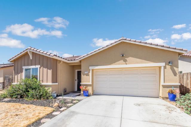 2066 Greenbriar Drive, Los Banos CA: https://media.crmls.org/mediaz/353759f2-a3eb-4827-92ac-941602cb23c7.jpg