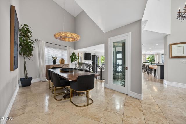 952 Peninsula Street, Ventura CA: https://media.crmls.org/mediaz/3537782b-7877-4b7b-8e5f-543b95203484.jpg