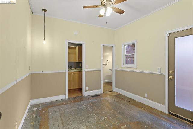Image 16 of 46 For 2703 Mathews St