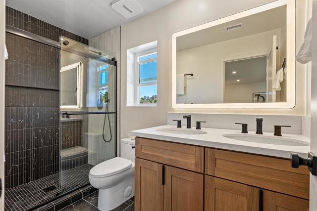 4687 Murat Ct, San Diego CA: https://media.crmls.org/mediaz/353a0900-2f7b-4b38-a545-2fe11fbb4afd.jpg