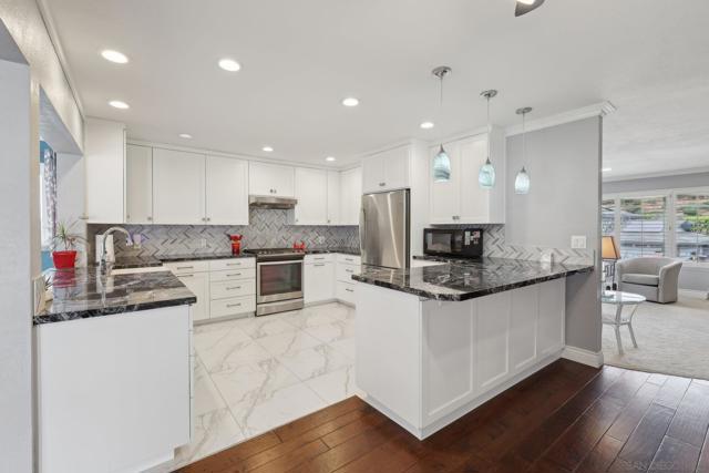 8007 Wetherly St, La Mesa CA: https://media.crmls.org/mediaz/353a650d-d3e3-4de4-9daf-270b6ad703e8.jpg