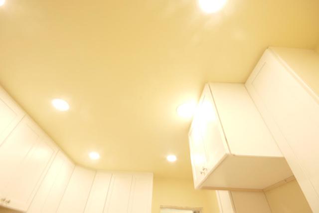 3265 Nichol Avenue, Oakland CA: https://media.crmls.org/mediaz/353aa095-a54d-4b25-8811-46cda3e68dea.jpg