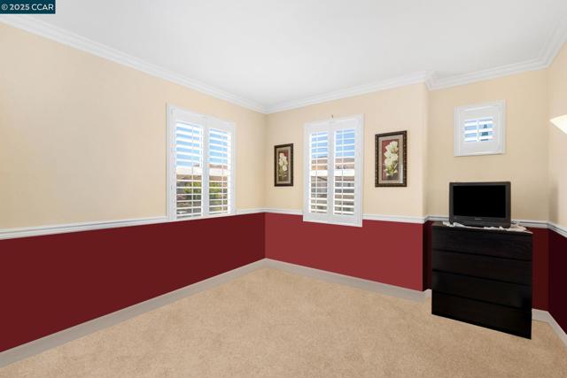 1426 Santa Teresa Dr, Pittsburg CA: https://media.crmls.org/mediaz/353b4f46-fb3c-47e4-ba4b-a92eda71fe50.jpg