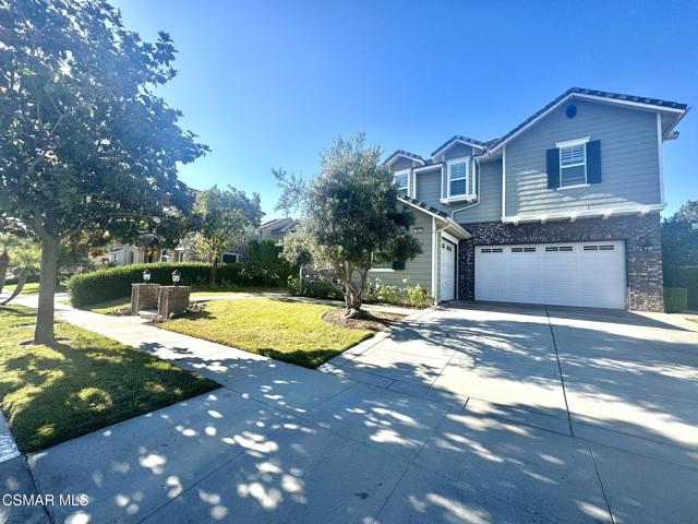 4984 Corral Street, Simi Valley CA: https://media.crmls.org/mediaz/353c0650-8aca-4853-a1e7-ebaeee259363.jpg