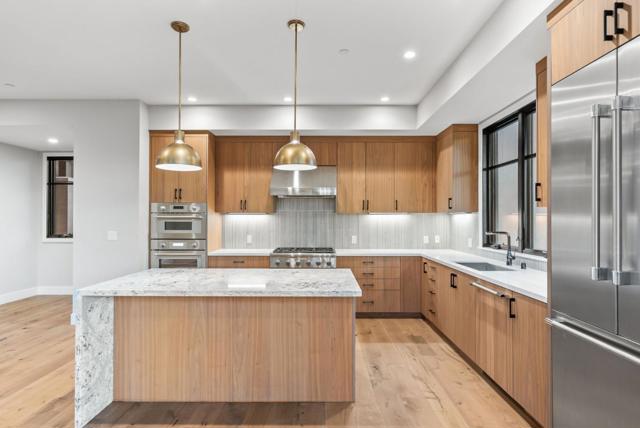 231 Hope Street, Mountain View CA: https://media.crmls.org/mediaz/353c8815-4adf-4bf6-aab9-56627d71a4f1.jpg