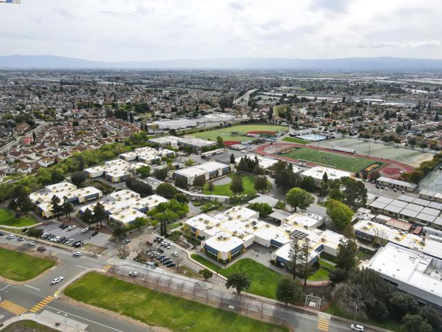 1300 Cirolero St, Milpitas CA: https://media.crmls.org/mediaz/353d5c07-87cc-44bc-864b-cfe63a3fc305.jpg