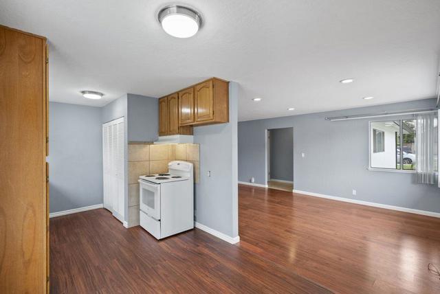 3439 Payne Avenue, San Jose CA: https://media.crmls.org/mediaz/353d997d-0ec2-4ee4-a6f2-90dfd2bdb31b.jpg