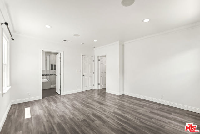 23046 Leonora Drive, Woodland Hills CA: https://media.crmls.org/mediaz/353dae65-678f-423c-bd65-fb049949b5c5.jpg
