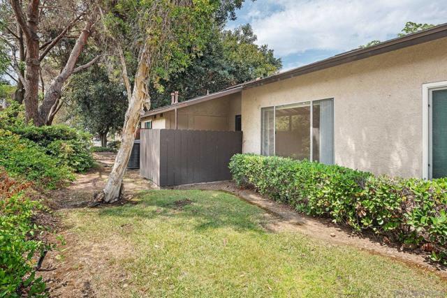9270 Amys St, Spring Valley CA: https://media.crmls.org/mediaz/353e09c9-fcb3-4659-bab6-a91404bb89e5.jpg