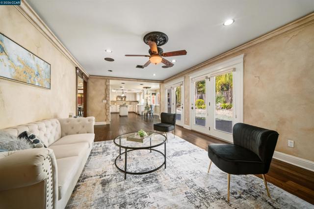 Image 29 of 60 For 812 Beaver Creek Ct