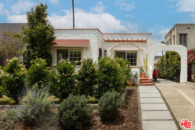 1309 Keniston Avenue, Los Angeles CA: https://media.crmls.org/mediaz/353f34e1-5b39-48ae-9160-3e7e9de19b0e.jpg