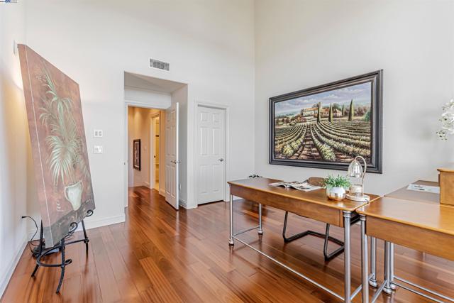 3493 Capoterra Way, Dublin CA: https://media.crmls.org/mediaz/353fa8e5-20e0-487e-9959-cac7e0ce9163.jpg