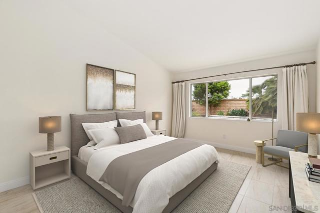 329 Del Flora St, Oceanside CA: https://media.crmls.org/mediaz/353fbd0c-aeb5-4b6f-8536-2f13d279366b.jpg