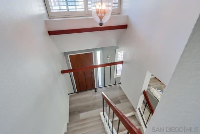 1737 Melrose Ave, Chula Vista CA: https://media.crmls.org/mediaz/353ff06f-6cb0-46e6-b898-0dac612ca452.jpg