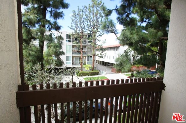 5950 Canterbury Drive, C211 photo 8