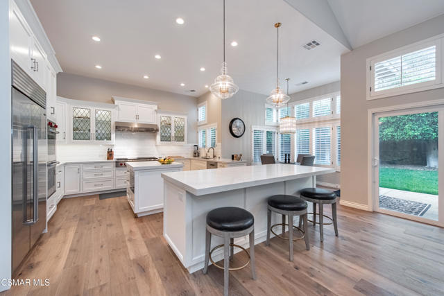 48 Golden Glen Drive, Simi Valley CA: https://media.crmls.org/mediaz/3542c2a5-861d-4f99-abb0-fd72a5107923.jpg