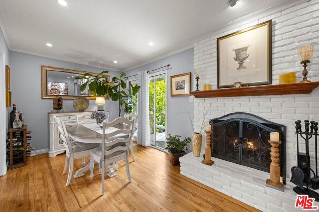 6432 Petit Avenue, Van Nuys CA: https://media.crmls.org/mediaz/3543f5e5-abb0-43c0-bfa0-830c5991a37c.jpg