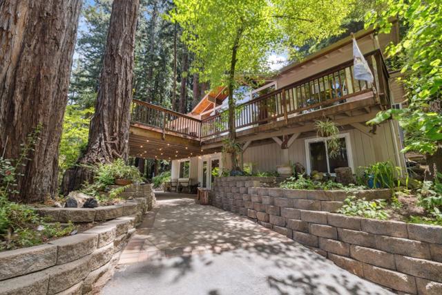 17520 Comanche Trail, Los Gatos CA: https://media.crmls.org/mediaz/35447568-9526-47d6-889b-3e431419f86d.jpg