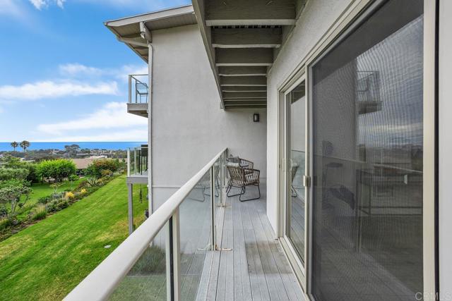 640 W Solana Circle, Solana Beach CA: https://media.crmls.org/mediaz/3547a1db-83a8-449b-aeef-a9f273665321.jpg