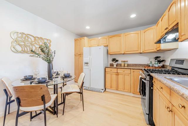 714 Tilton Avenue, San Mateo CA: https://media.crmls.org/mediaz/3547e5c6-eed0-4111-ae79-f26e82ac0899.jpg