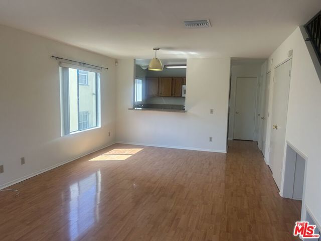 8515 Saturn Street, Los Angeles CA: https://media.crmls.org/mediaz/3548903f-7711-40be-b21e-56db80c2fad6.jpg