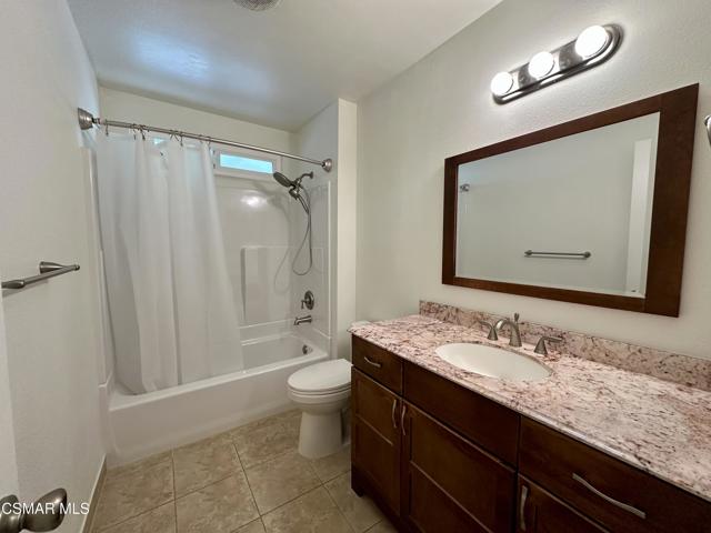 6621 Wilbur Avenue, Reseda CA: https://media.crmls.org/mediaz/354983e3-6b82-4399-9dd7-0d2987ab2873.jpg