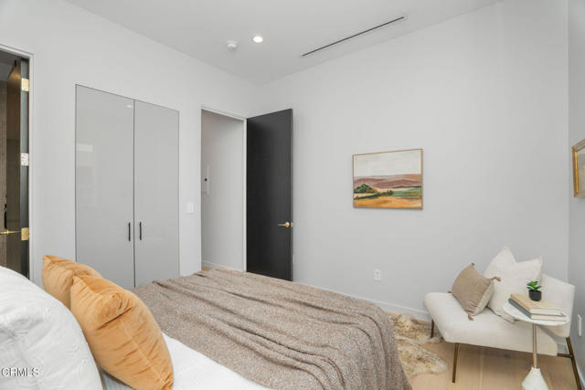 5622 Natick Avenue, Sherman Oaks CA: https://media.crmls.org/mediaz/3549a463-230f-40c7-a76f-5536cf0a20bc.jpg
