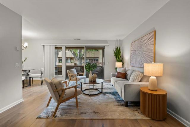 2466 W Bayshore Road, Palo Alto CA: https://media.crmls.org/mediaz/354a20cb-0680-4732-9b6f-27eaa1e0b699.jpg