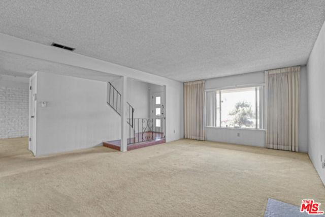 5116 Lindblade Drive photo 4
