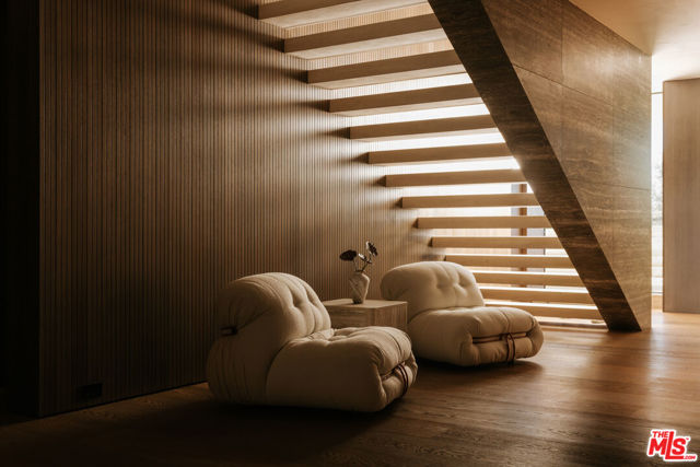 Drew Fenton | 684 Firth Avenue Los Angeles CA | MLS: 7726795