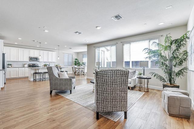 4563 BENTON ST, Antioch CA: https://media.crmls.org/mediaz/354cf524-346b-460d-879f-e941487bbd88.jpg