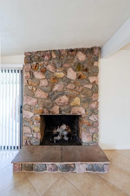 45901 Toro Peak Road, Palm Desert CA: https://media.crmls.org/mediaz/354d368f-e872-4695-9834-b45476ebea30.jpg