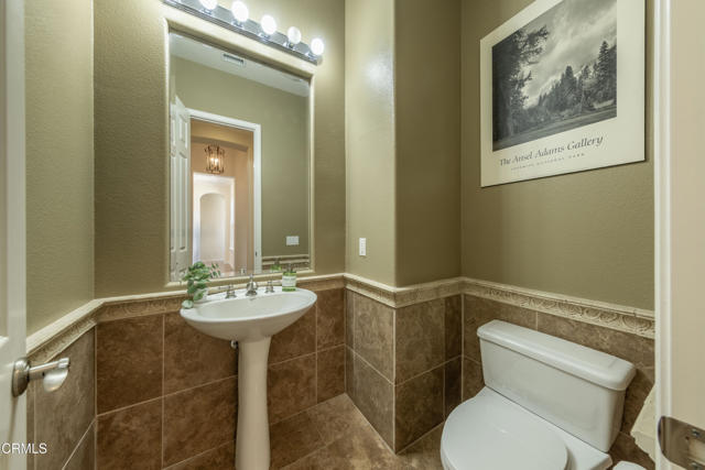 219 Via Rebecca, Thousand Oaks CA: https://media.crmls.org/mediaz/354d4e65-0ed6-4d60-b284-87faa0e36b3b.jpg