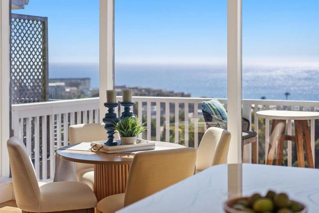 220 Shoreview Drive, Aptos CA: https://media.crmls.org/mediaz/354da30f-4576-41fb-b2b1-fce922251e1b.jpg