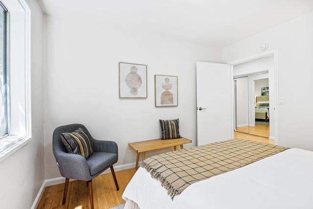 4096 17th Street, San Francisco CA: https://media.crmls.org/mediaz/354f813b-8289-434d-92af-6074be6b4a28.jpg