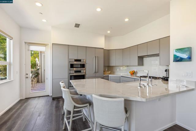 2854 Saklan Indian Dr, Walnut Creek CA: https://media.crmls.org/mediaz/3550b250-91e6-46a7-98a5-776623c4b829.jpg