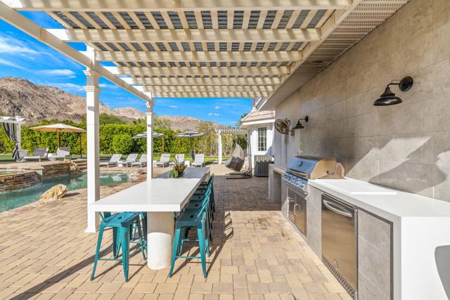 71530 Quail Trail, Palm Desert CA: https://media.crmls.org/mediaz/3550ed9c-9391-4c2c-aa18-722611ac8163.jpg