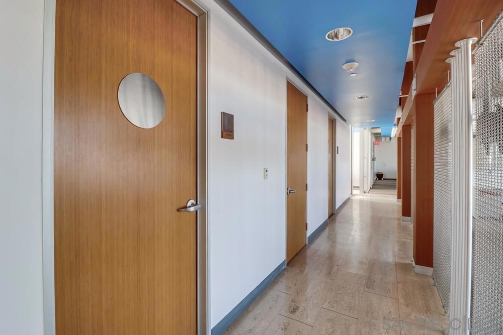 MLS #250032382SD img 30