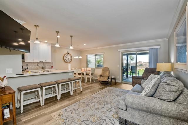 Detail Gallery Image 6 of 17 For 263 San Dimas, Oceanside,  CA 92057 - 2 Beds | 2 Baths
