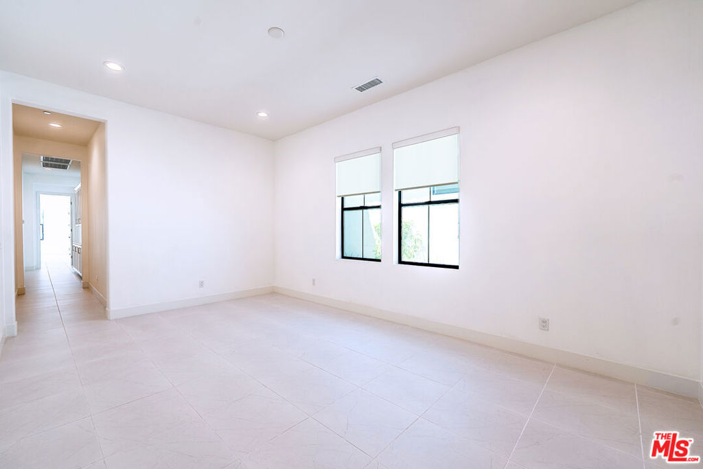 MLS #25620925 image #43