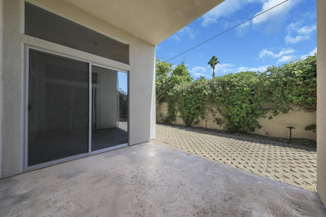 Image 24 of 37 For 51220 Avenida Carranza