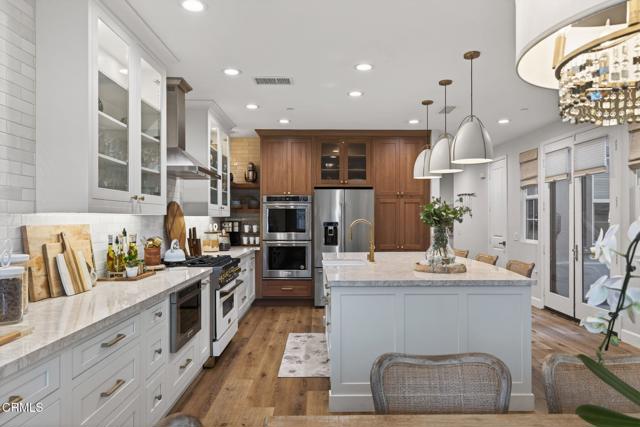 Detail Gallery Image 8 of 59 For 4045 Harbour Island Ln, Oxnard,  CA 93035 - 5 Beds | 3 Baths