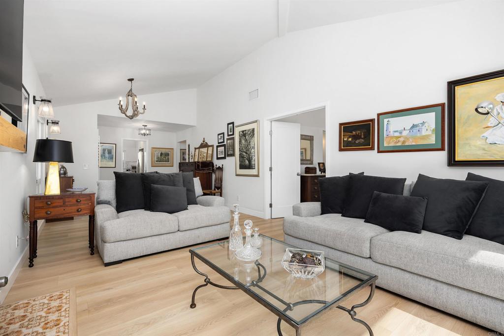 907 Wentworth Circle - photo 5