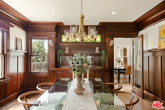 225 S Ardmore Avenue, Los Angeles CA: https://media.crmls.org/mediaz/3552c9fc-8b3c-421d-8c49-1d16c45cc39c.jpg