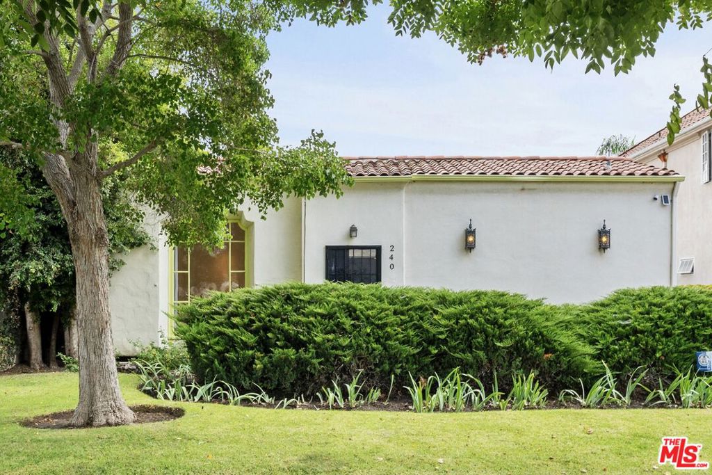 240 S Swall Drive